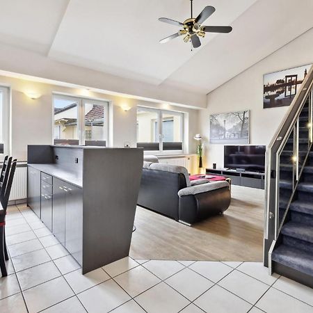Amazing Apartment In Bremerhaven With Kitchen 외부 사진